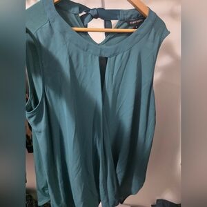 41 Hawthorn Teal Top